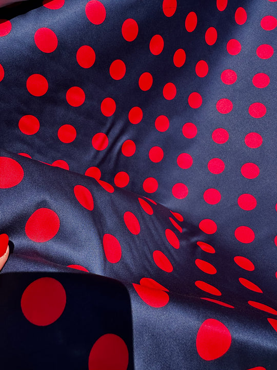 Tessuto a pois rasatello di cotone