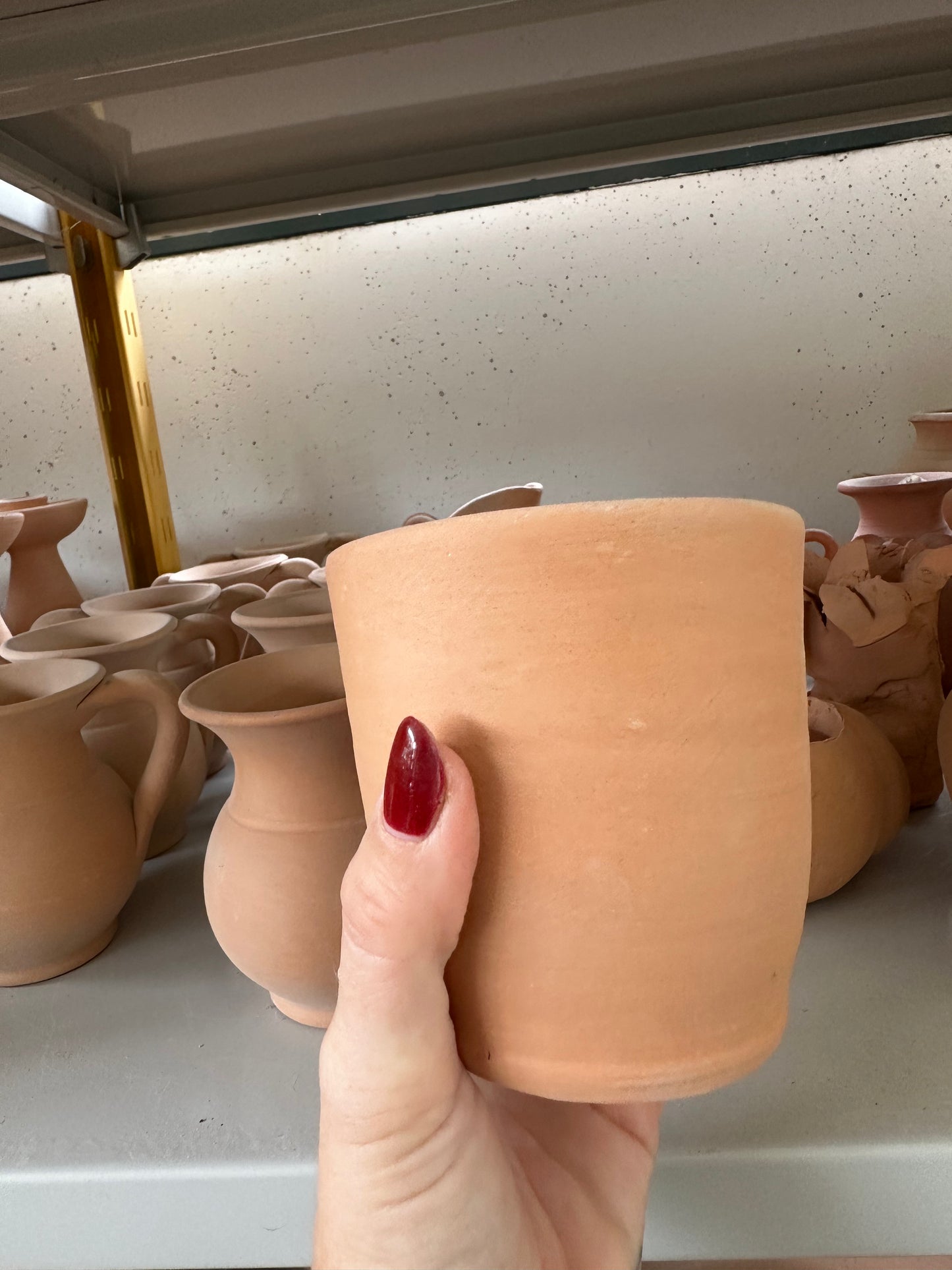 Esperienza di Pittura su Bicchieri in Ceramica o vasetti