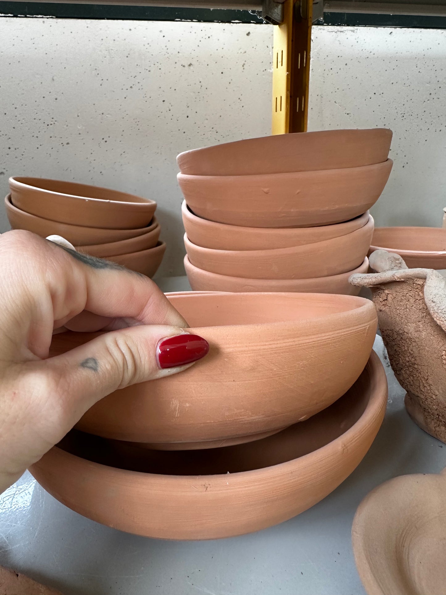 Esperienza di Pittura su Bicchieri in Ceramica o vasetti