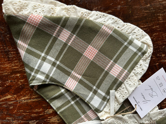 Colletto tartan verde