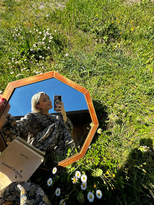 Abito lungo  con colletto fiorato
