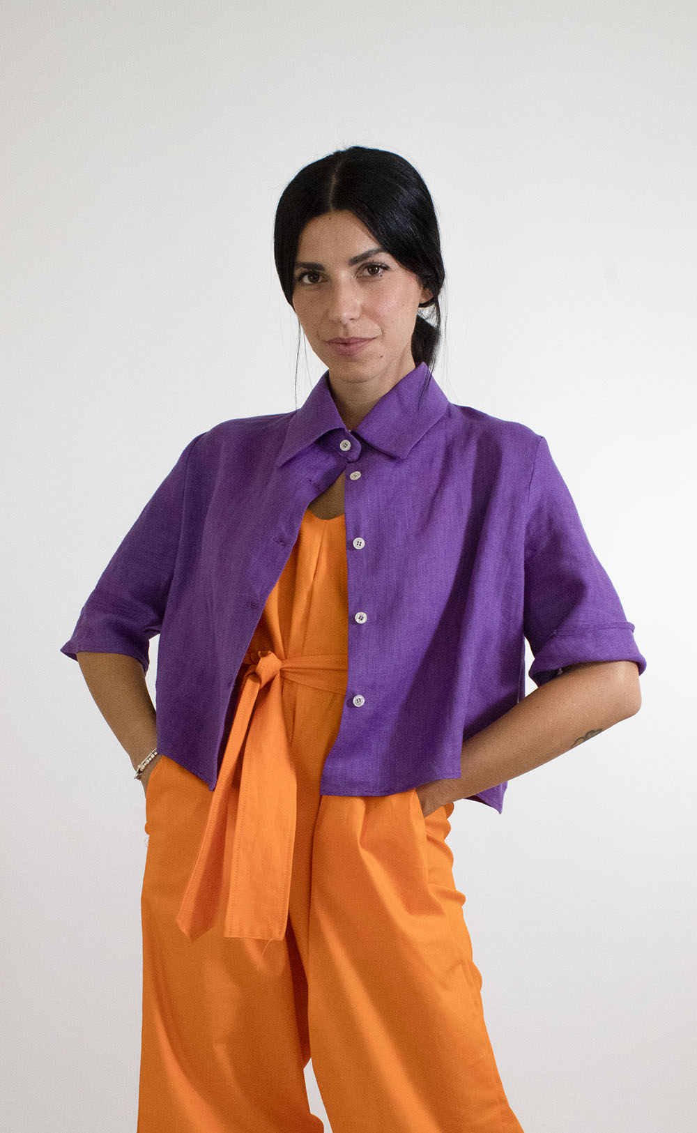Tessuto in Lino viola