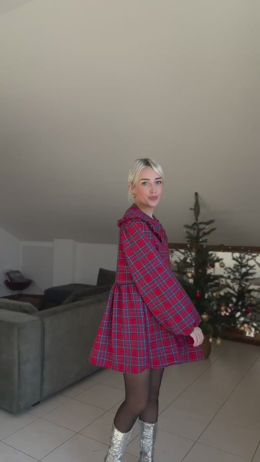 Abito con colletto tartan rosso classico corto