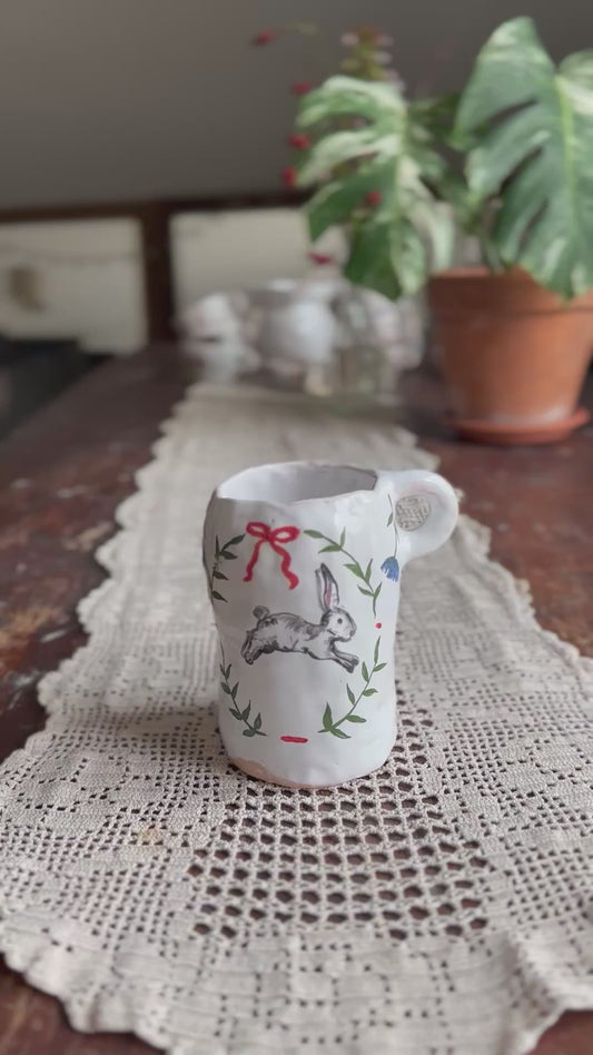 Vaso con lepre