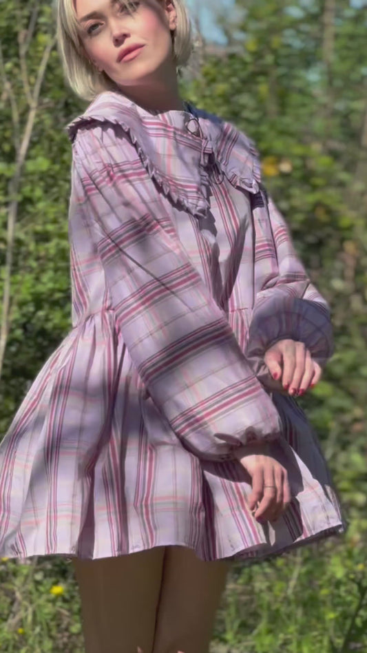 Abito corto con colletto tartan rosa