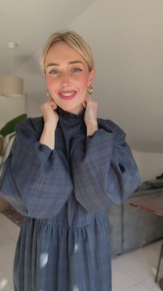 Abito chiusura a goccia tartan blu