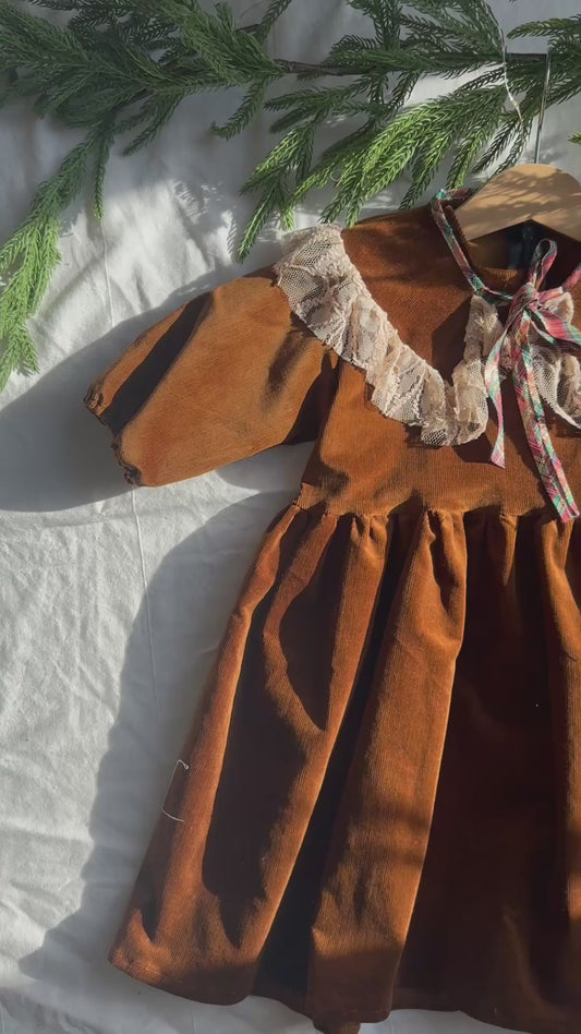 Abitino in Velluto per Bambina  – Taglia 12–18 mesi (adatto anche da 7 mesi) – Pezzo Unico