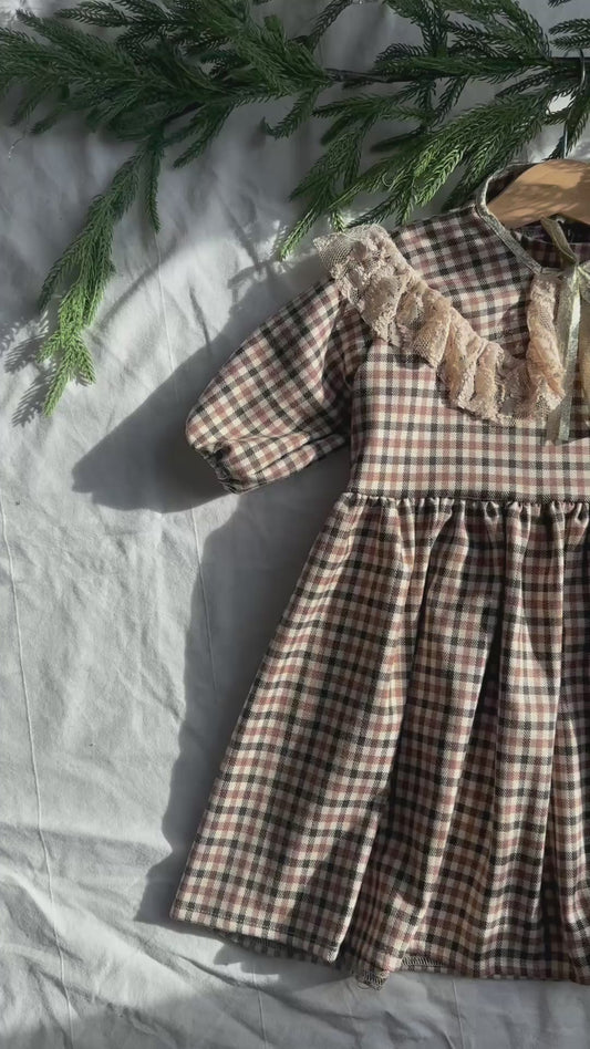 Abitino in Lana per Bambina  – Taglia 12–18 mesi (adatto anche da 7 mesi) – Pezzo Unico