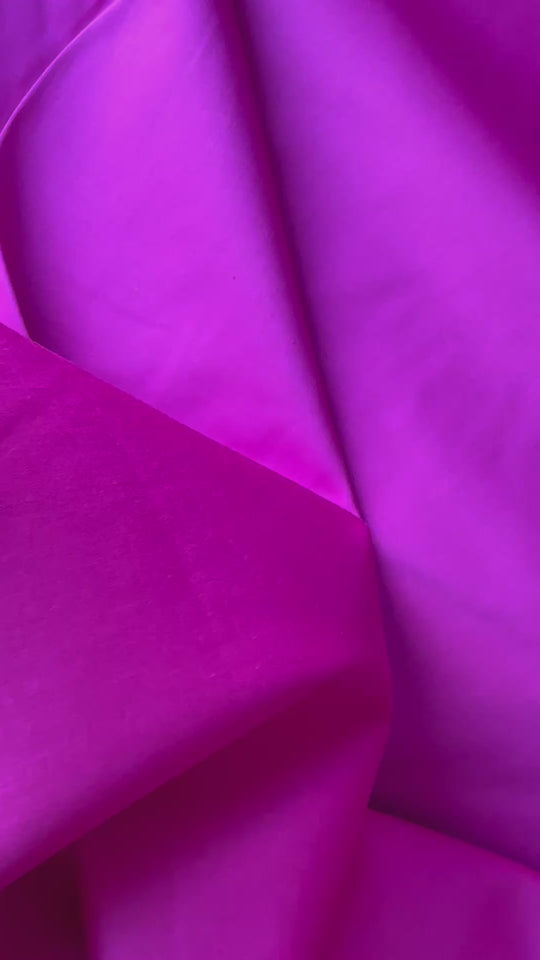 Tessuto rasatello di cotone fucsia